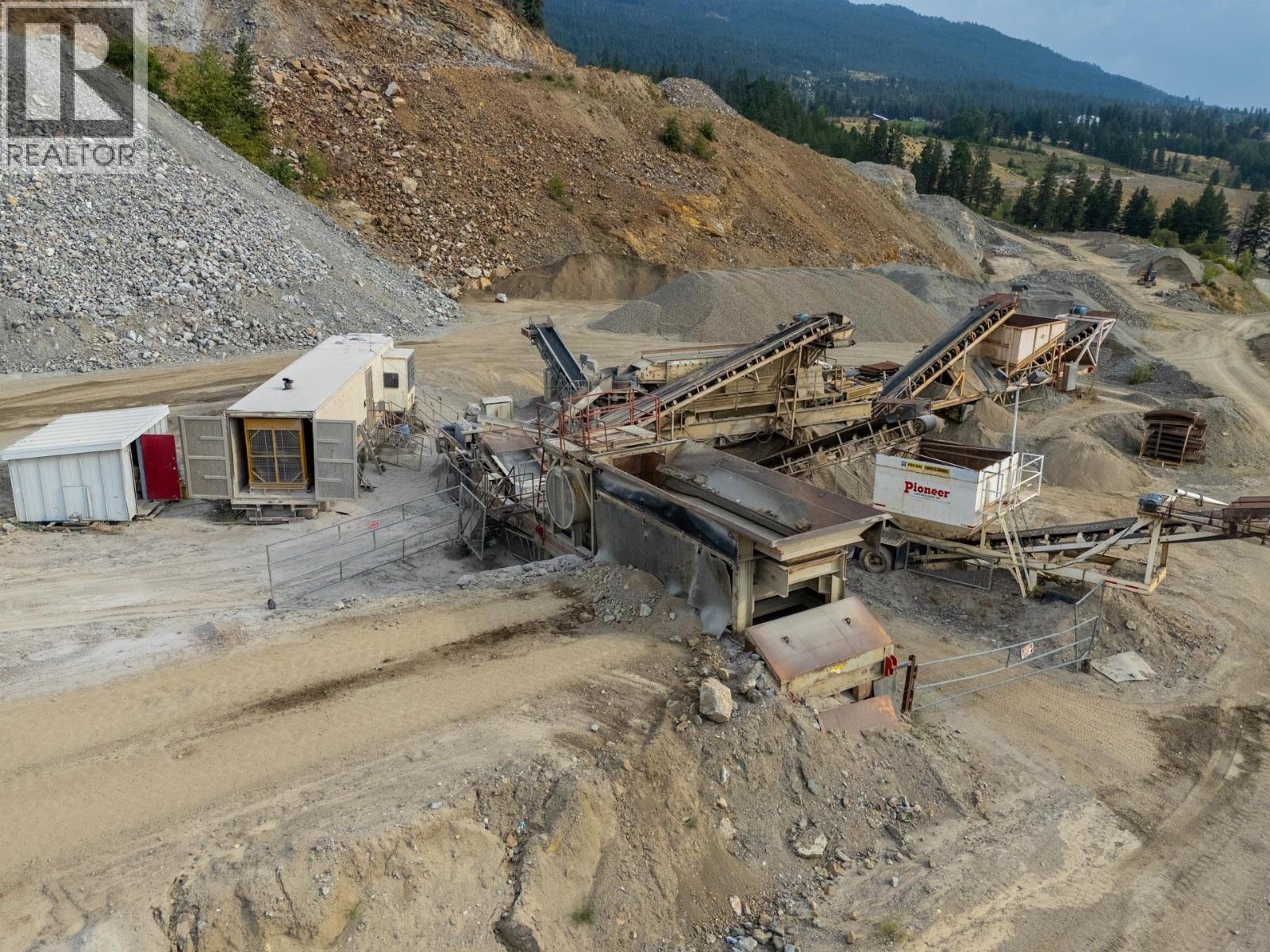 15799 Sawmill Road. Lake Country, British Columbia