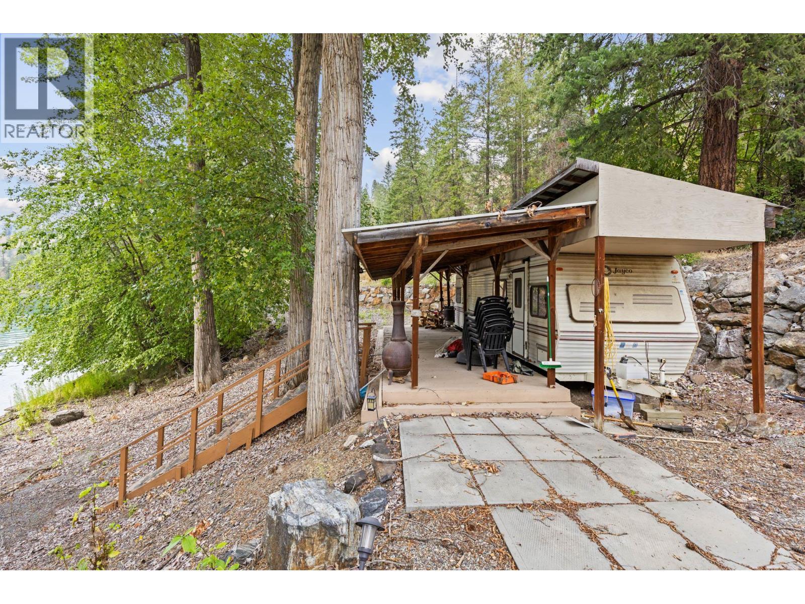 15799 Sawmill Road. Lake Country, British Columbia