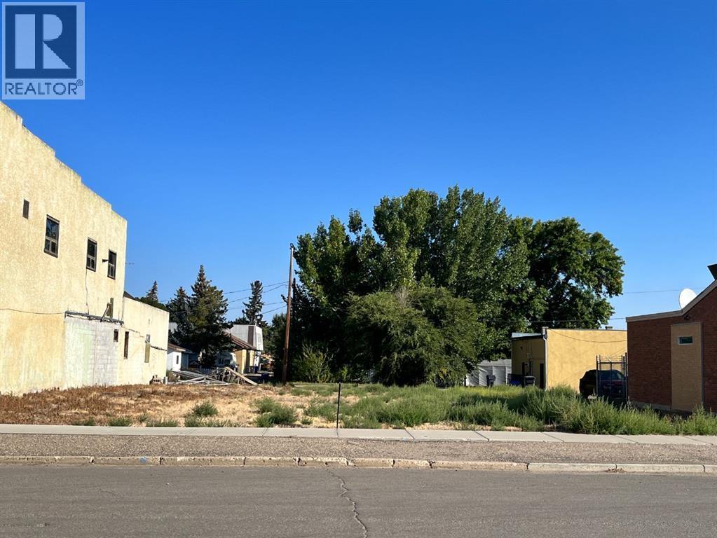 212 5th Avenue W, Bow Island