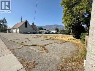 5812 Airport Street. Oliver, British Columbia