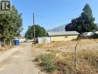 5812 Airport Street. Oliver, British Columbia