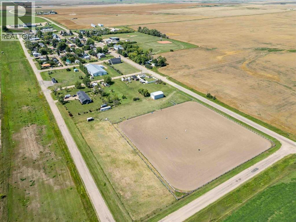 17 2 Street, Schuler