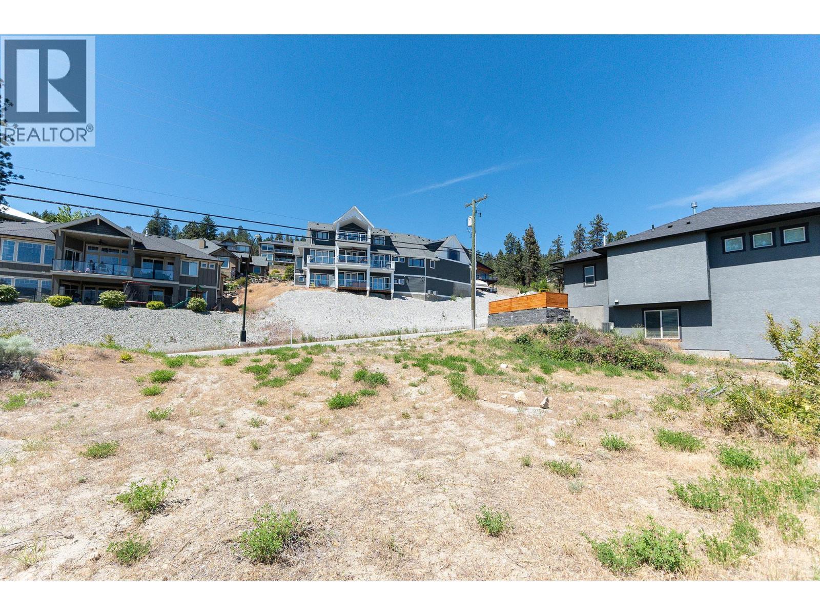 6473 Renfrew Road. Peachland, British Columbia