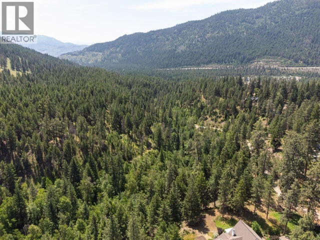 4359 Maxwell Road, Peachland
