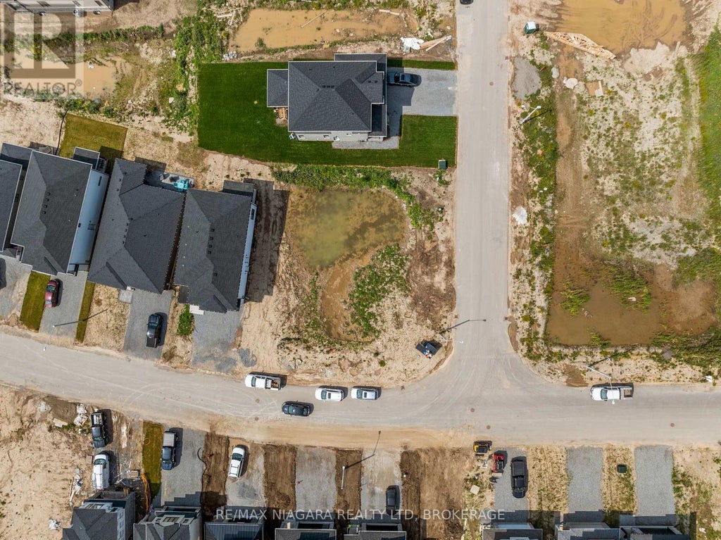 8885 Angie Drive, Niagara Falls (forestview)