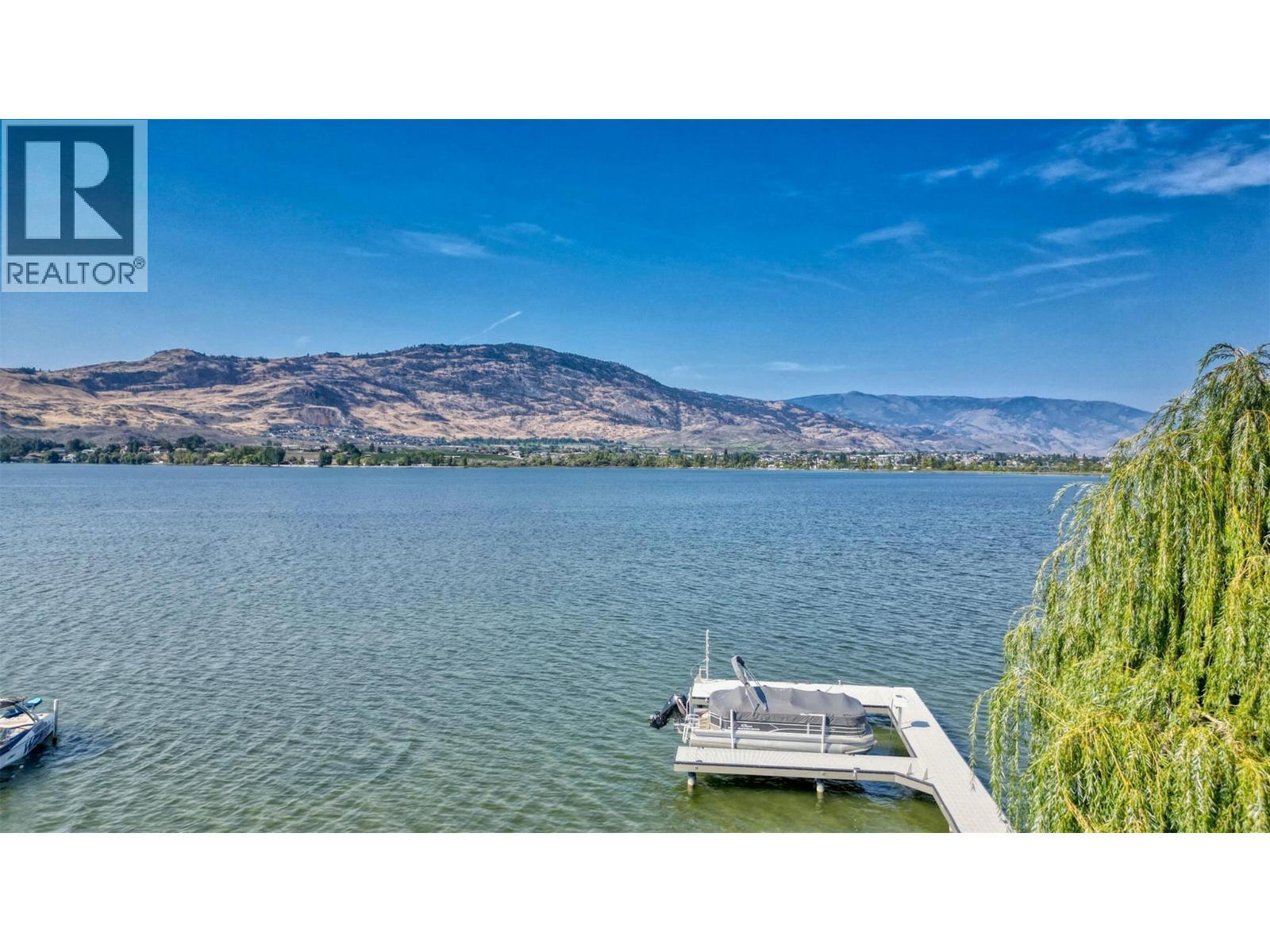 2414 Lakeshore Drive. Osoyoos, British Columbia
