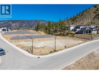 1642 Touriga Place. West Kelowna, British Columbia