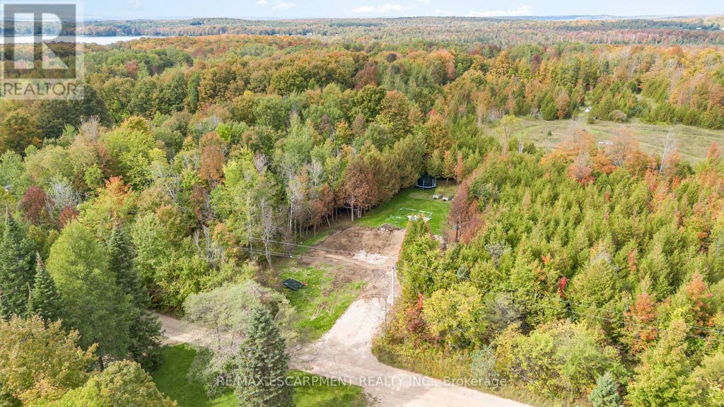 135 Sir Williams Lane, Grey Highlands