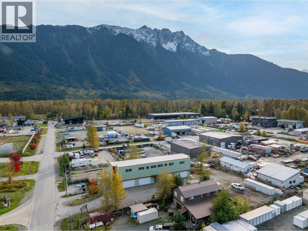 7327 Industrial Way, Pemberton