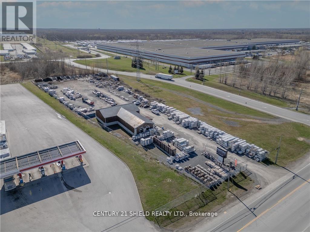 1420 Boundary Road, Cornwall