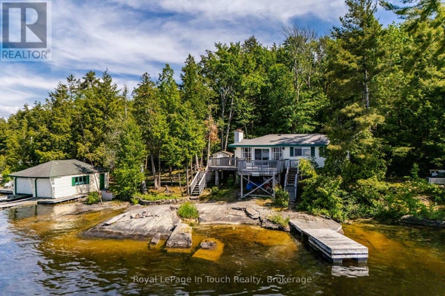 2 Is 270 Six Mile Lake Island, Georgian Bay (baxter)