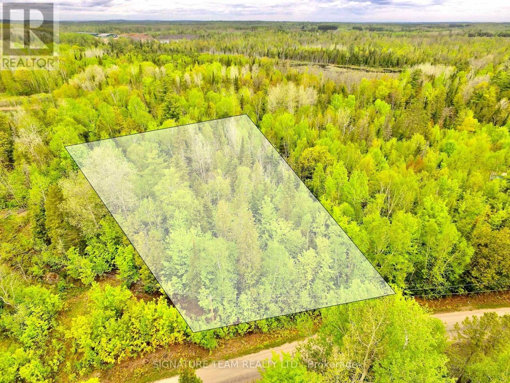 122 Western Drive, Bonnechere Valley