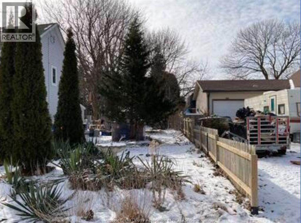 90 Woods Street, Chatham