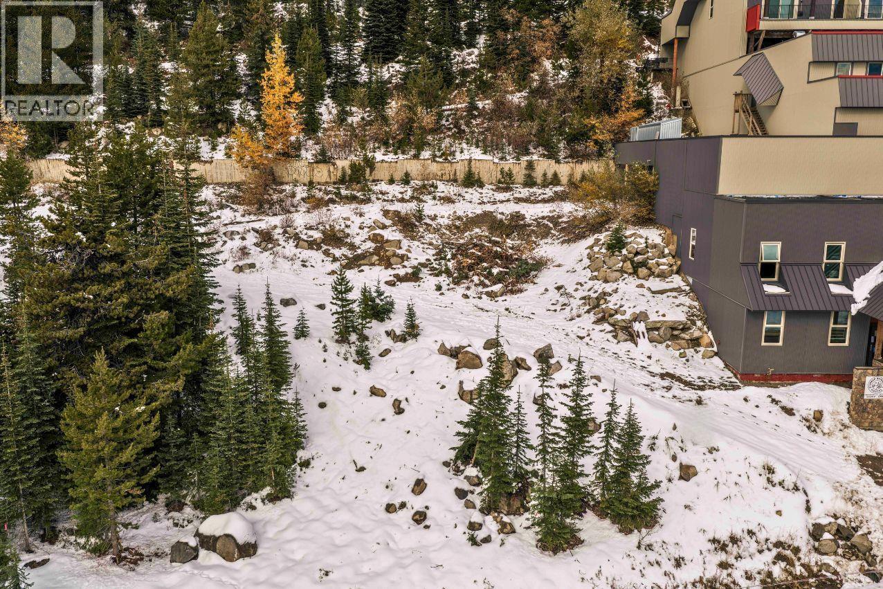 7450 Porcupine Road. Big White, British Columbia