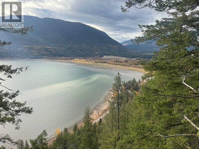 490 Sumac Road, Tappen