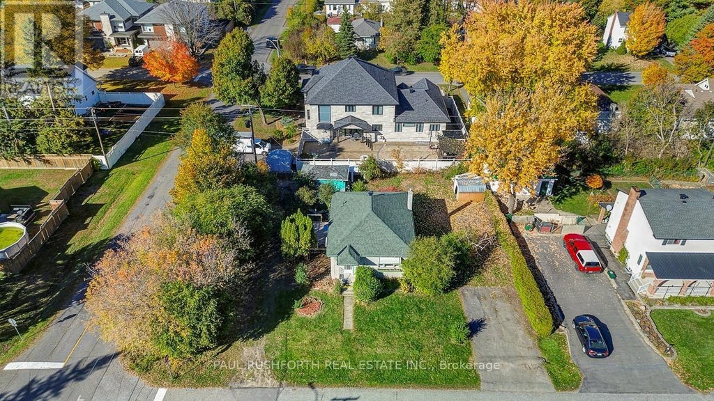 39 Cote De Neiges Road, Ottawa