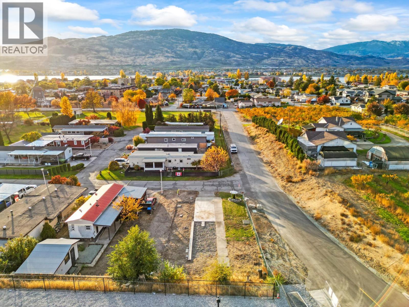 4911 Cedar Lane Unit# 30. Osoyoos, British Columbia
