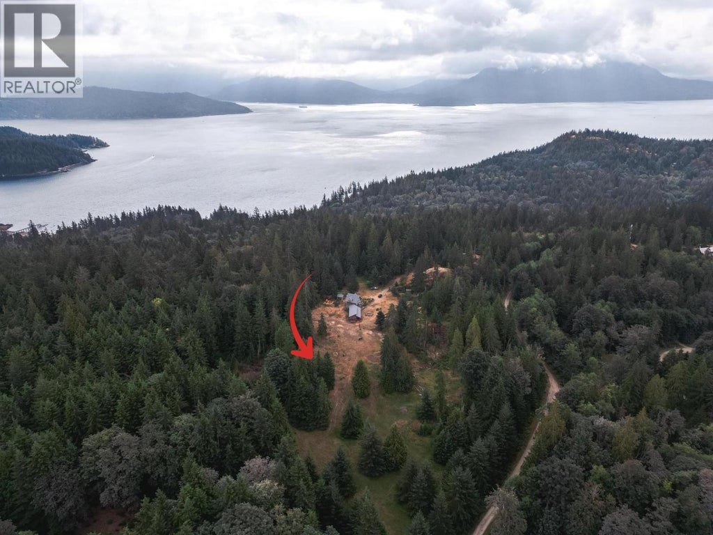 Lot 9 Mountain Road, Gambier Island