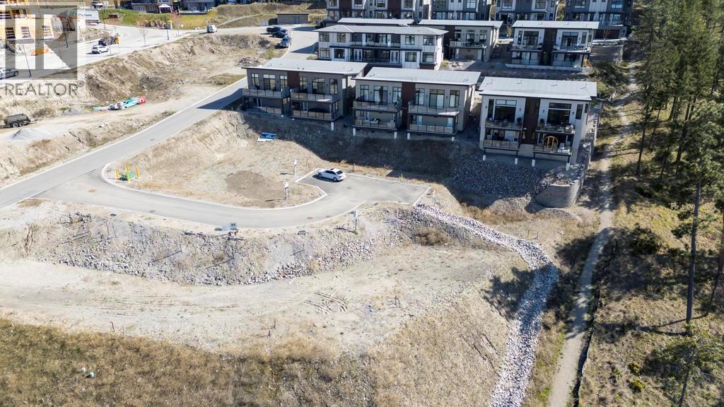 3284 Aspen Lane. Kelowna, British Columbia