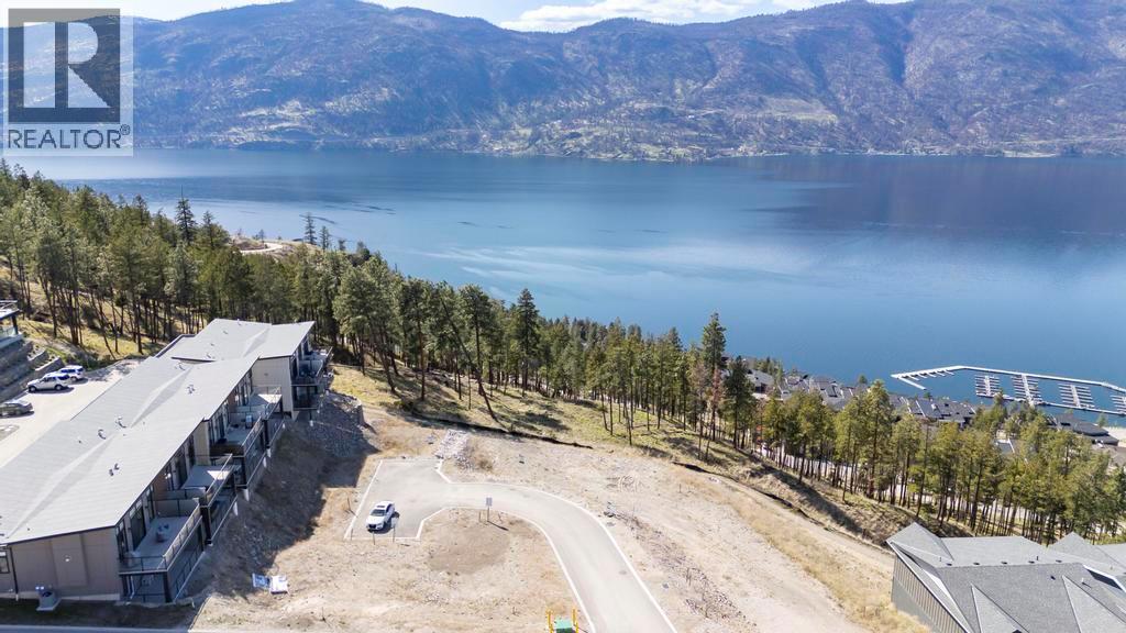 3284 Aspen Lane. Kelowna, British Columbia