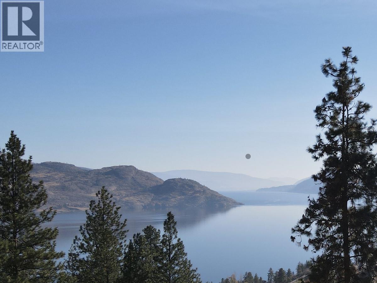 5918 Ehlers Road. Peachland, British Columbia