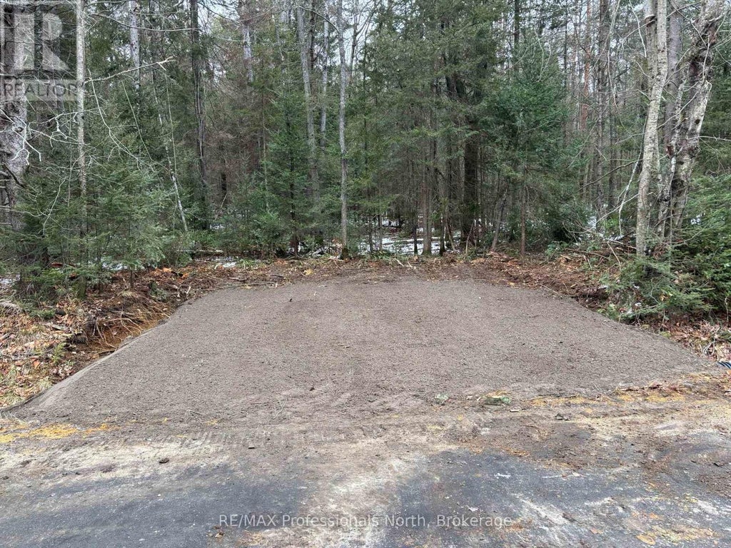 0-1 So Ho Mish Road, Perry (emsdale)