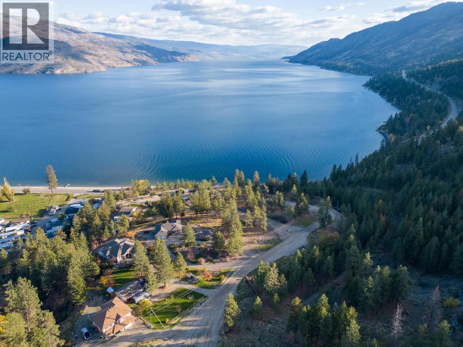 6785 Thorne Road. Peachland, British Columbia
