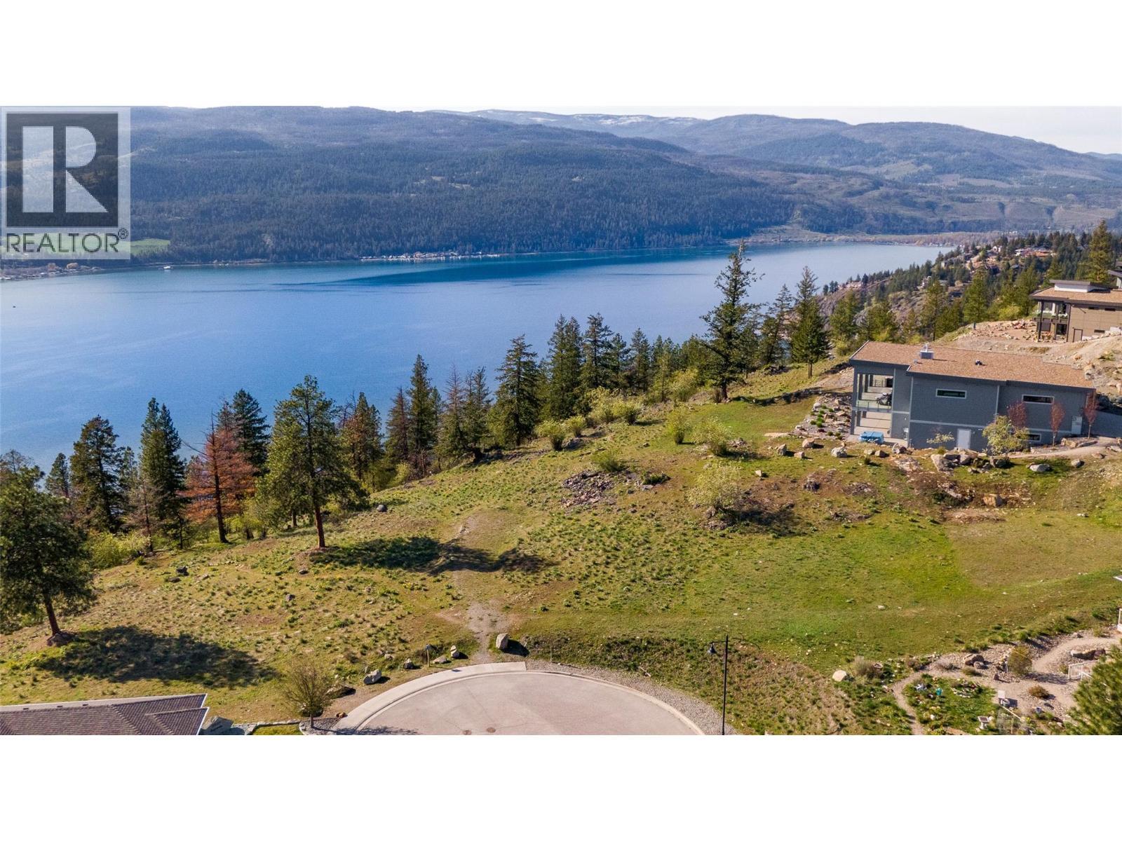 8988 Bayswater Place. Vernon, British Columbia