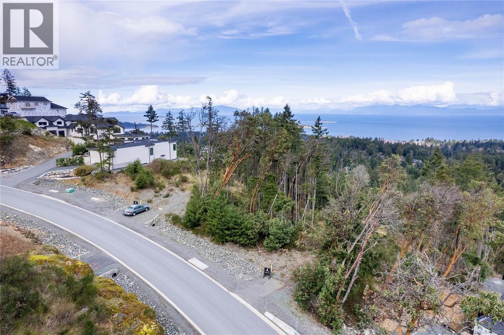 5013 Broad Ridge Place, Lantzville