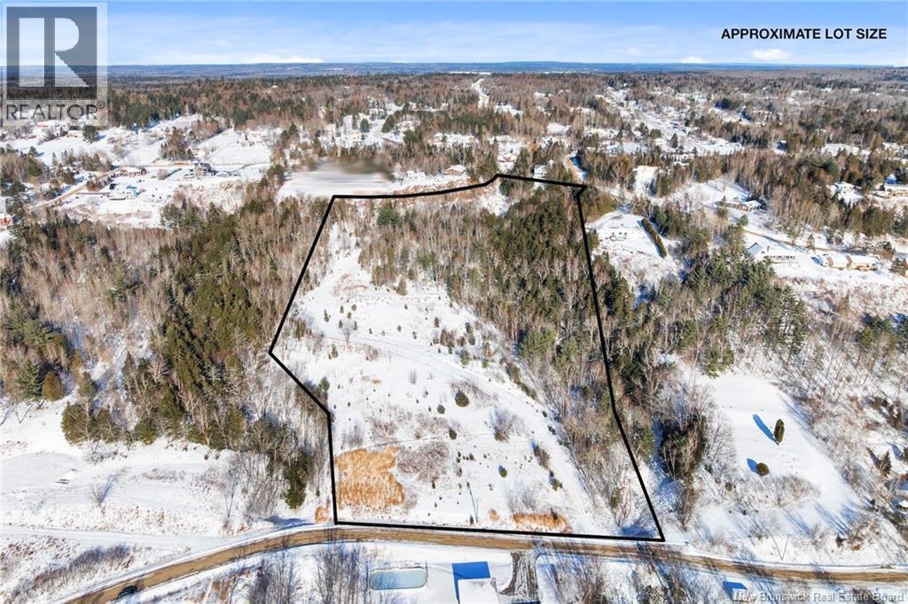 Na Grand Pass Court, Douglas