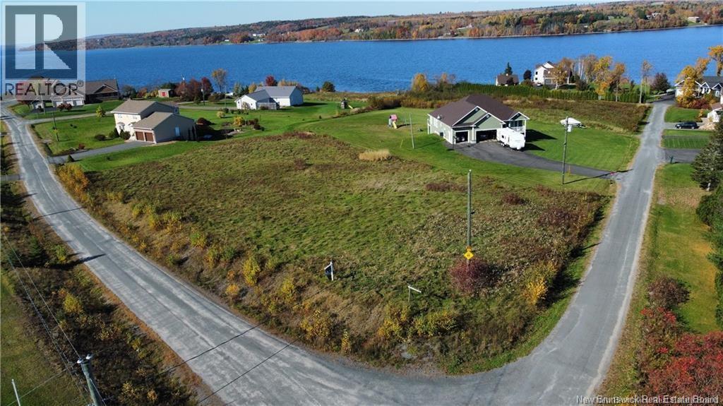 Lot Awesome Way, Kingsclear