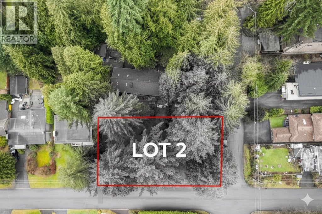 Lot 2 3091 Royal Avenue, North Vancouver