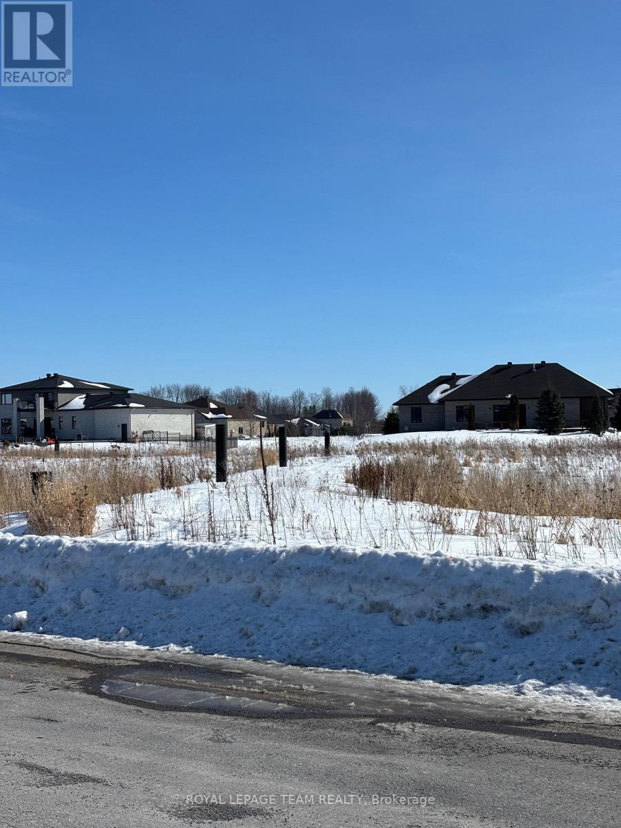 6785 Still Meadow Way E, Ottawa