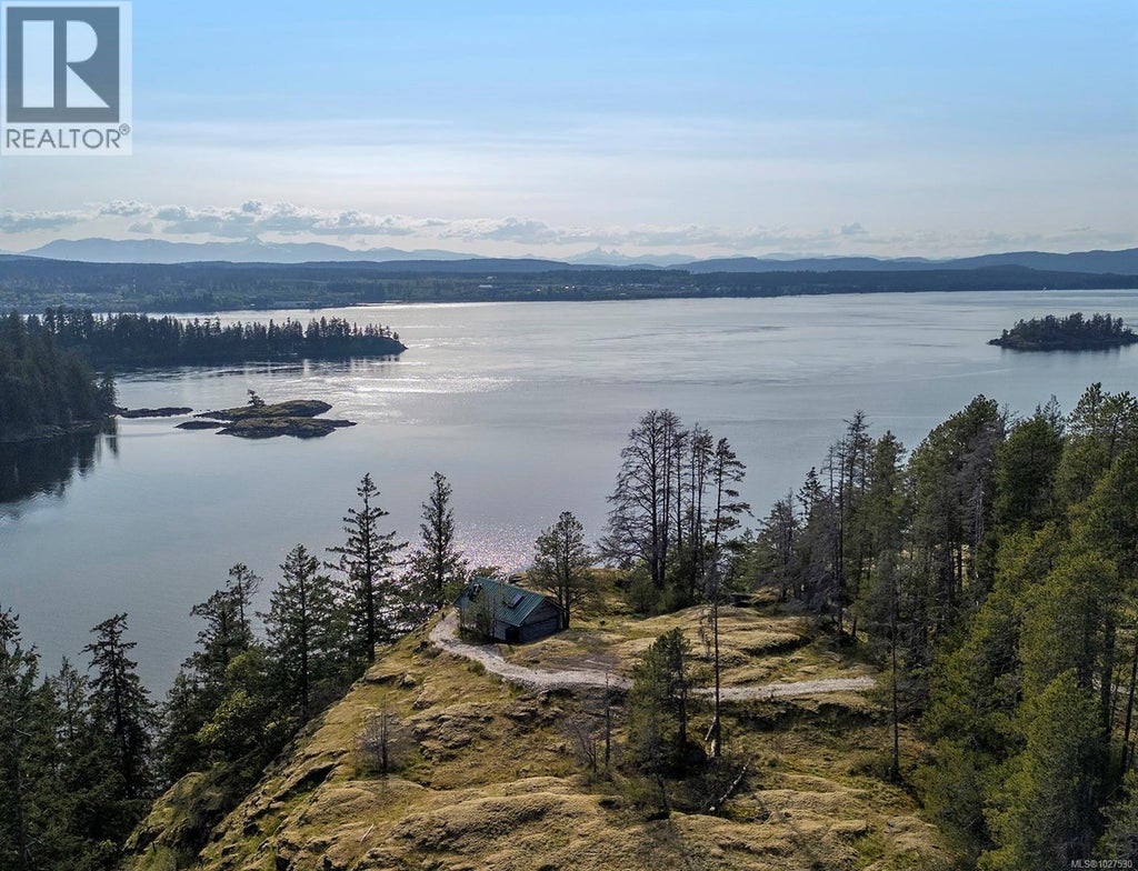 875 Gowlland Harbour Road, Quadra Island