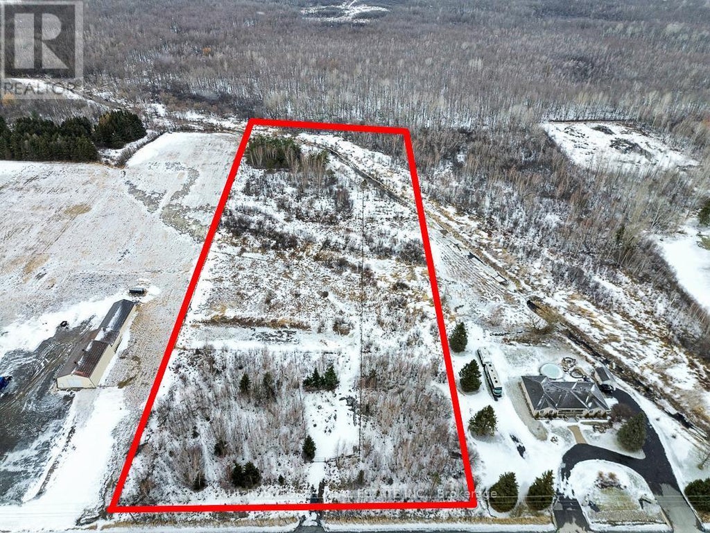 2667 Russland Road, Ottawa