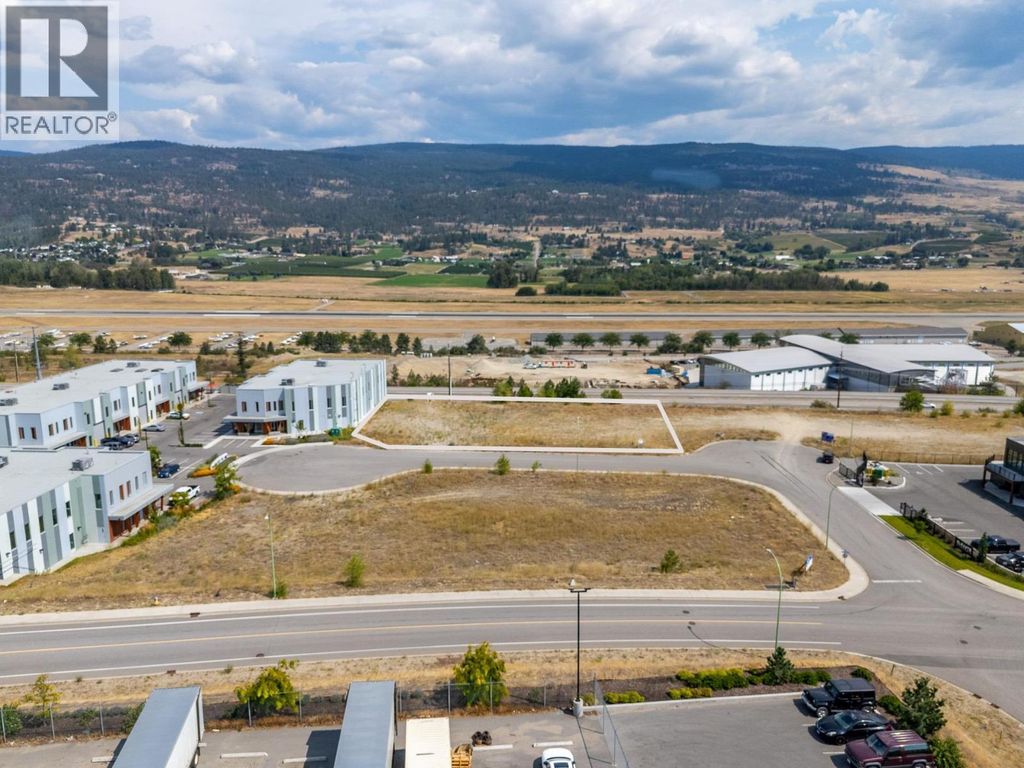 2165 Optic Court, Kelowna