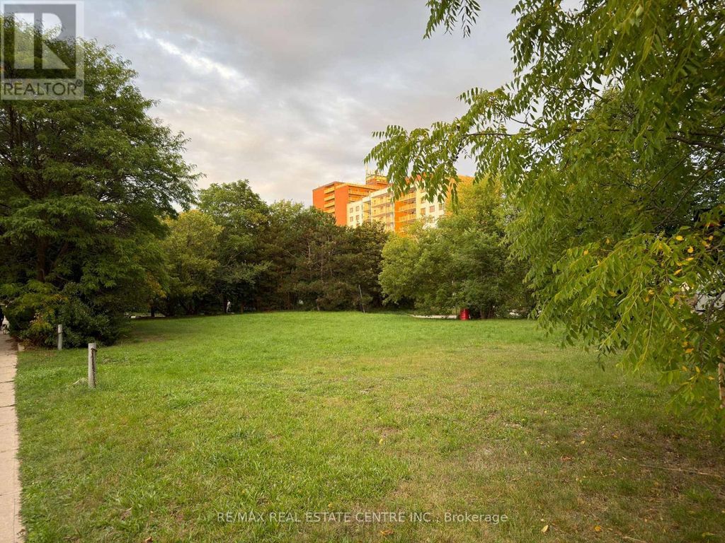 115 Union Boulevard, Kitchener