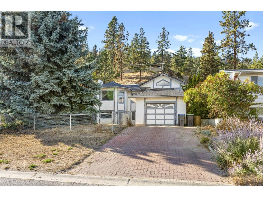 320 Moubray Road, Kelowna