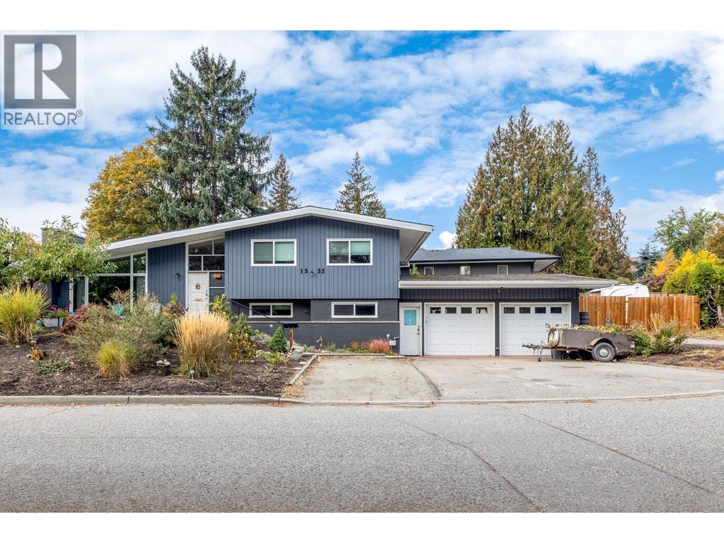 1532 Pinehurst Crescent, Kelowna