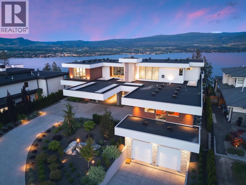 2469 Thacker Drive, West Kelowna