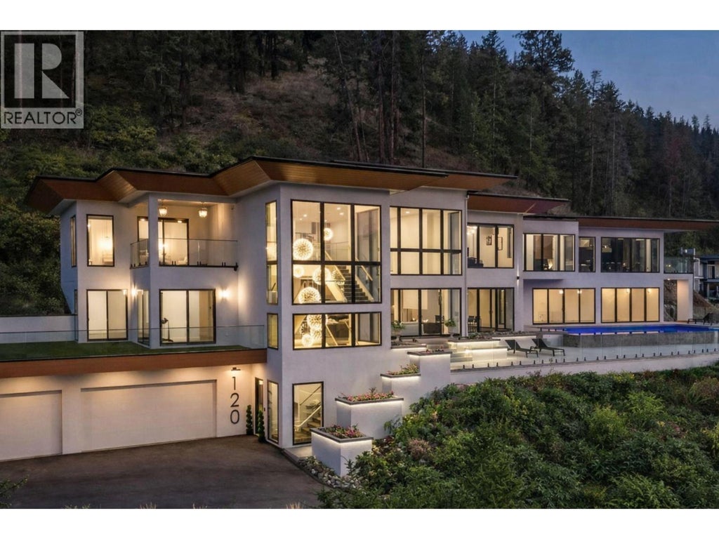 120 Sunset Boulevard, Vernon