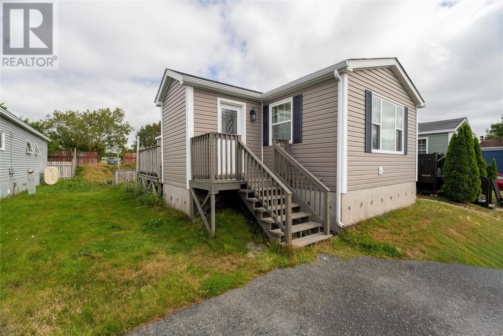 12 Ashgrove Drive, Paradise