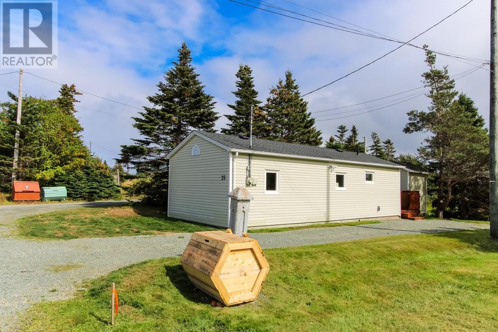 25 Back Road, Flatrock