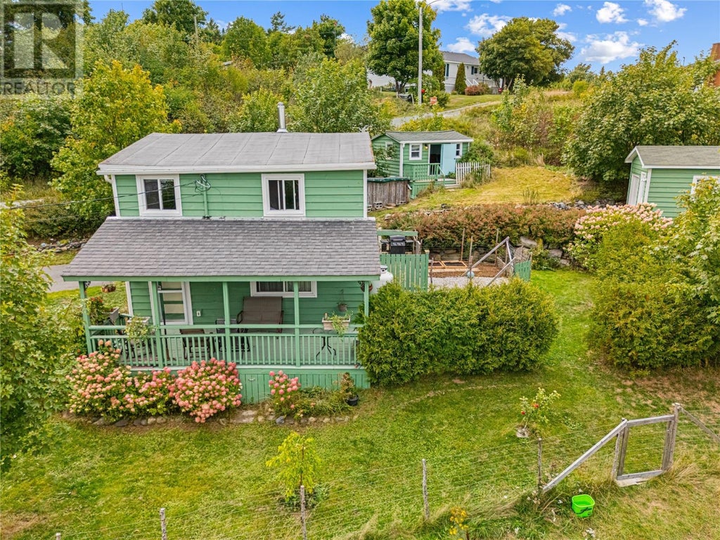 8 Goulds Road, Pouch Cove