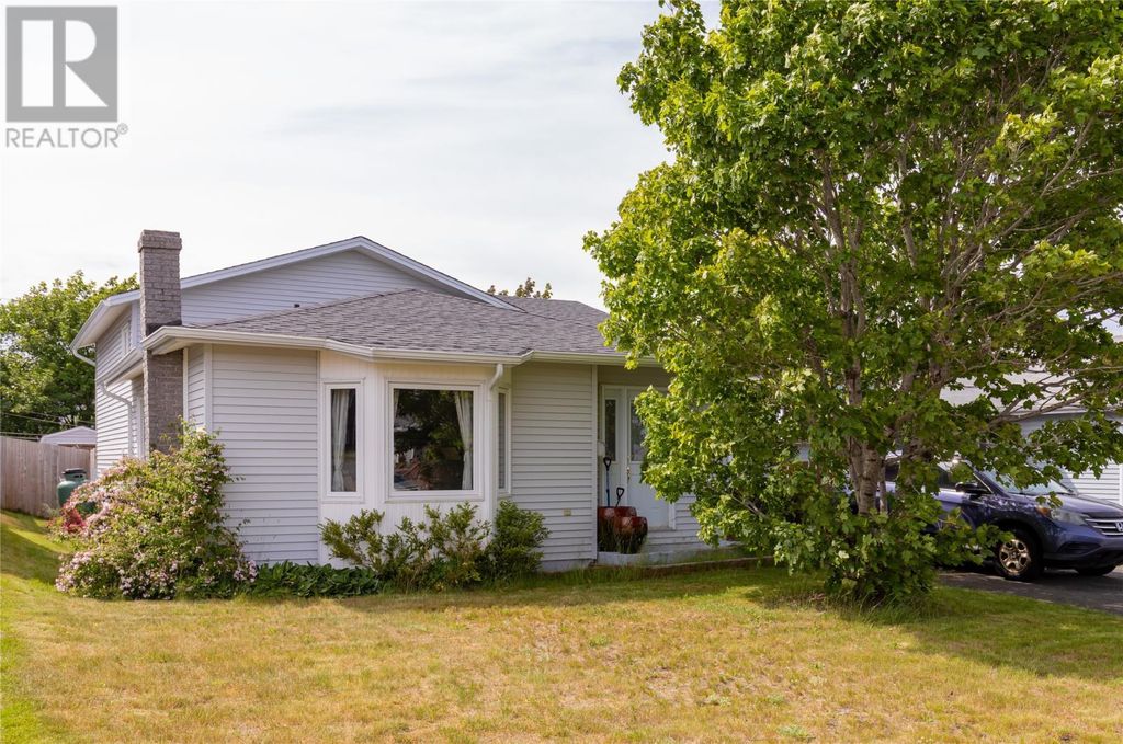 2 Benson Place, Mount Pearl