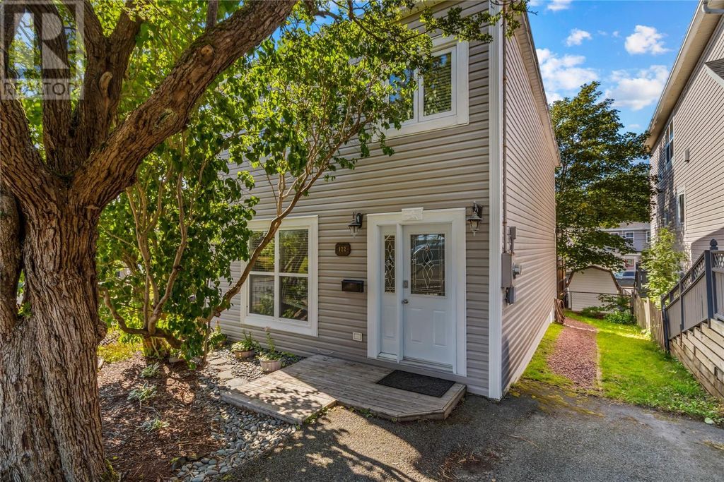 122 Freshwater Road, St. John's