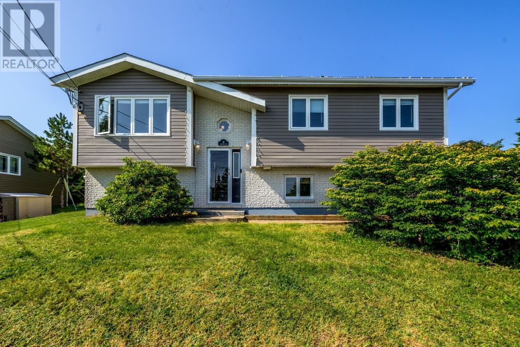 12 Riverview Place, Torbay