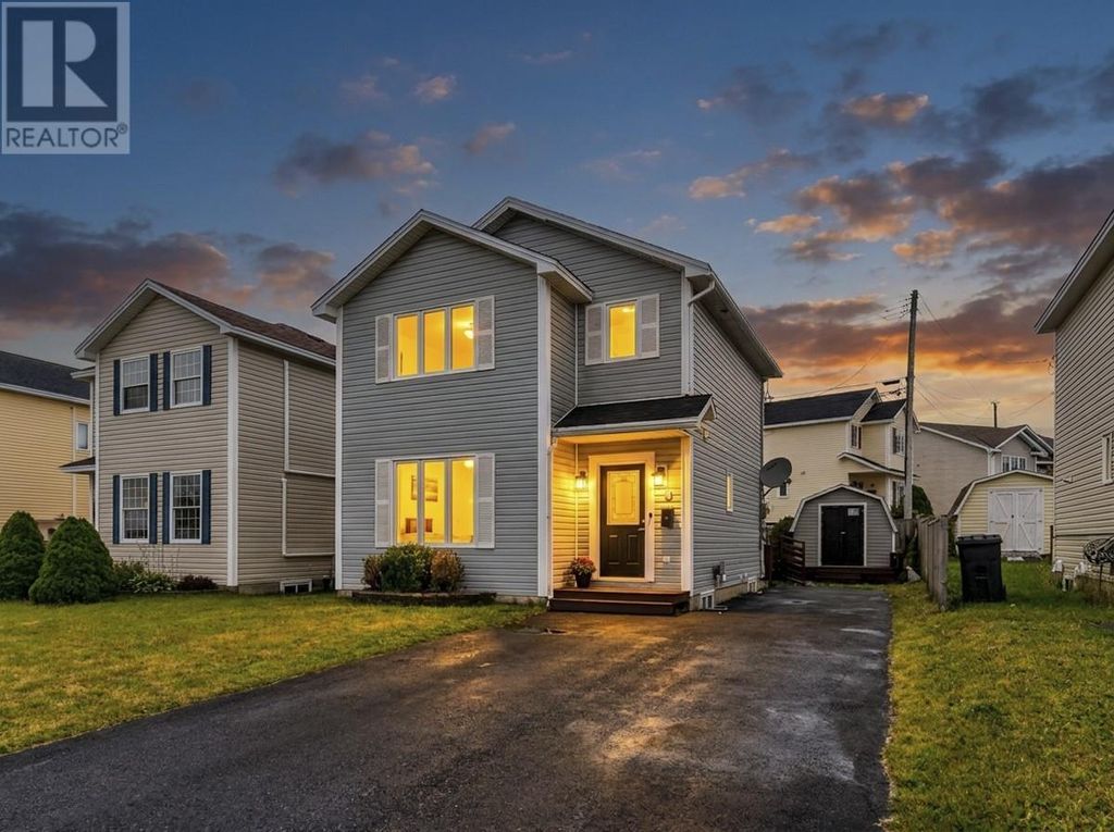 5 Lady Anne Place, Mount Pearl