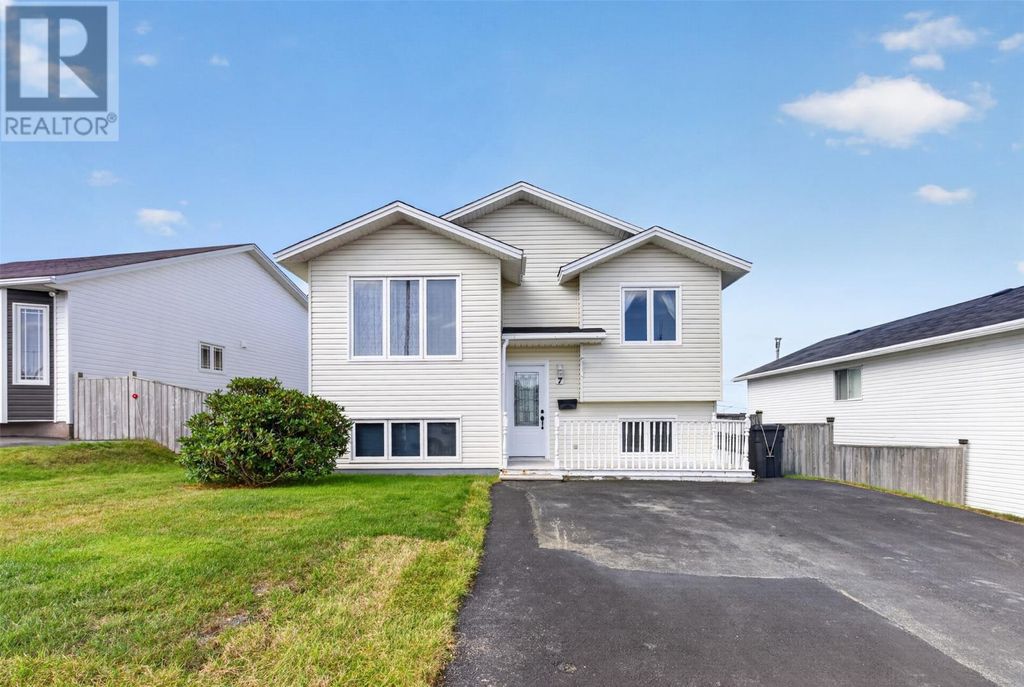 7 Wyatt Boulevard, Mount Pearl