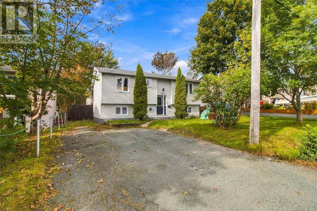 512 Main Road, St. John's